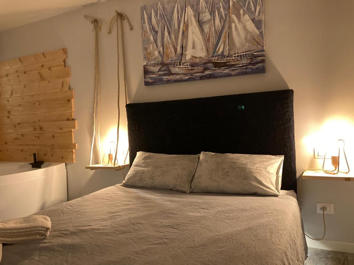 Redhouse Benaco Apartment Torri Del Benaco Ngoại thất bức ảnh