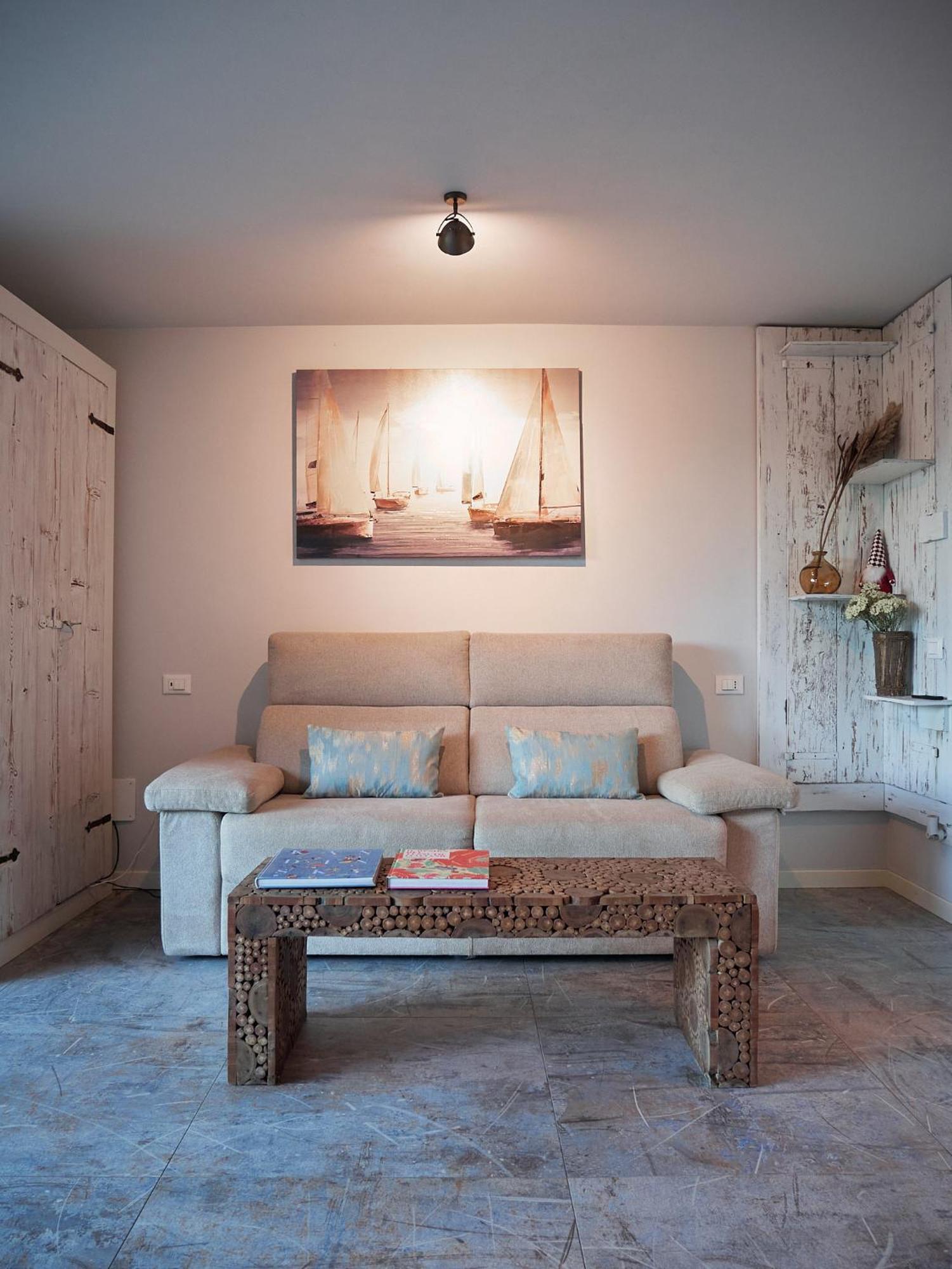 Redhouse Benaco Apartment Torri Del Benaco Ngoại thất bức ảnh